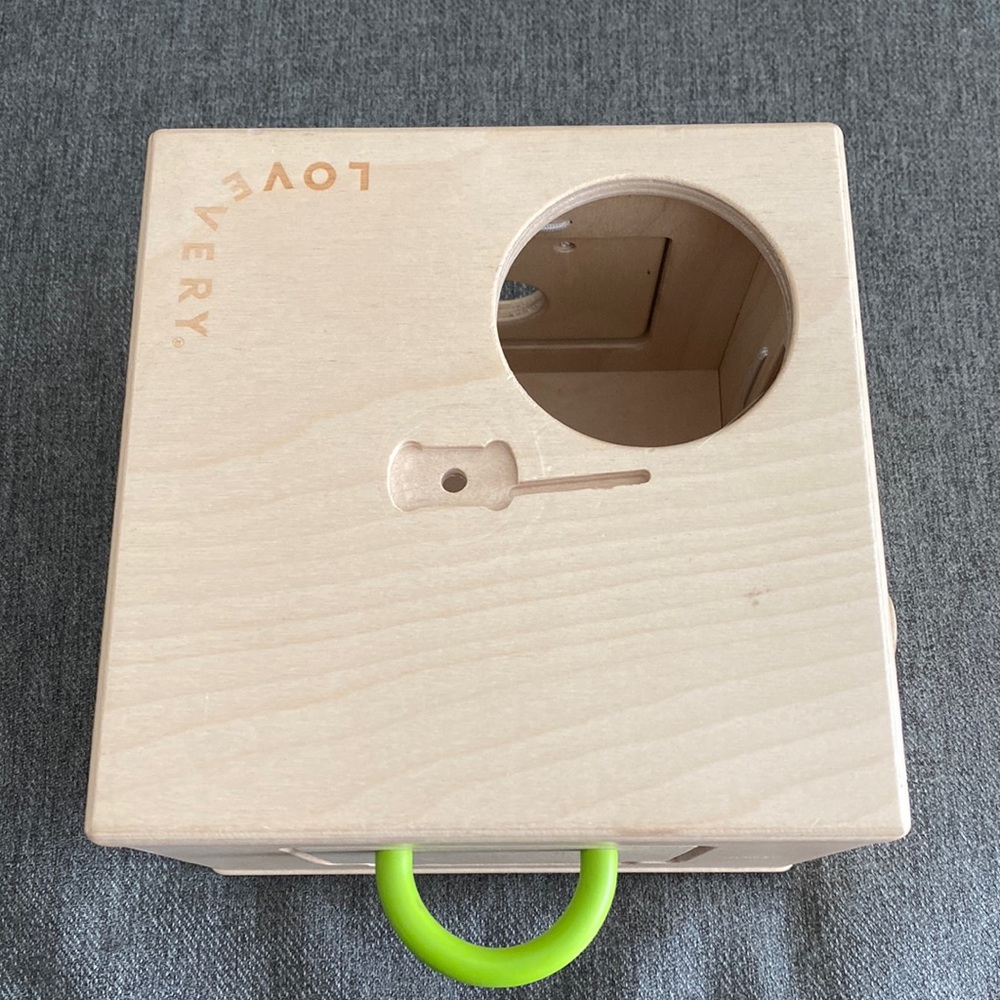 LOVEVERY Wooden Door Box Montessori Wood Toys Kids Imagination Toys NO SLIDE